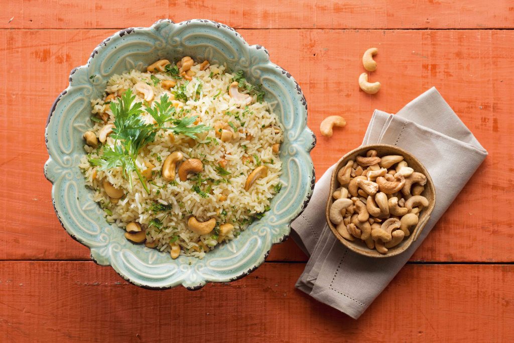 Cashew nuts rice